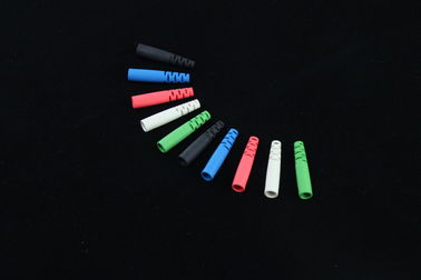 Полируя оптической компоненты отлитые в форму пластмассой в цвете цвета 7 радуги